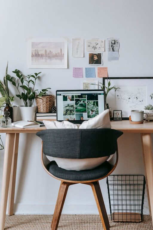 Tips for Creating a Cozy and Functional Home Workspace